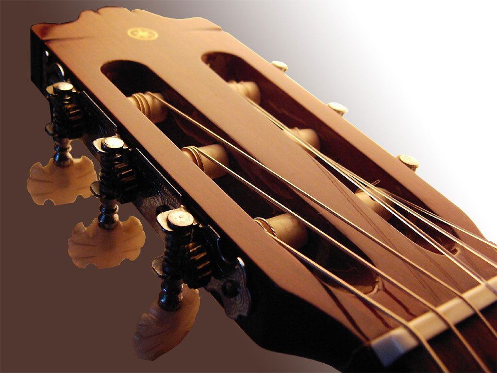 Колковая система классической гитары